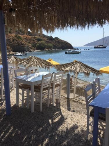 Vareladiko studios Hotel in Decentralized Administration of the Aegean
