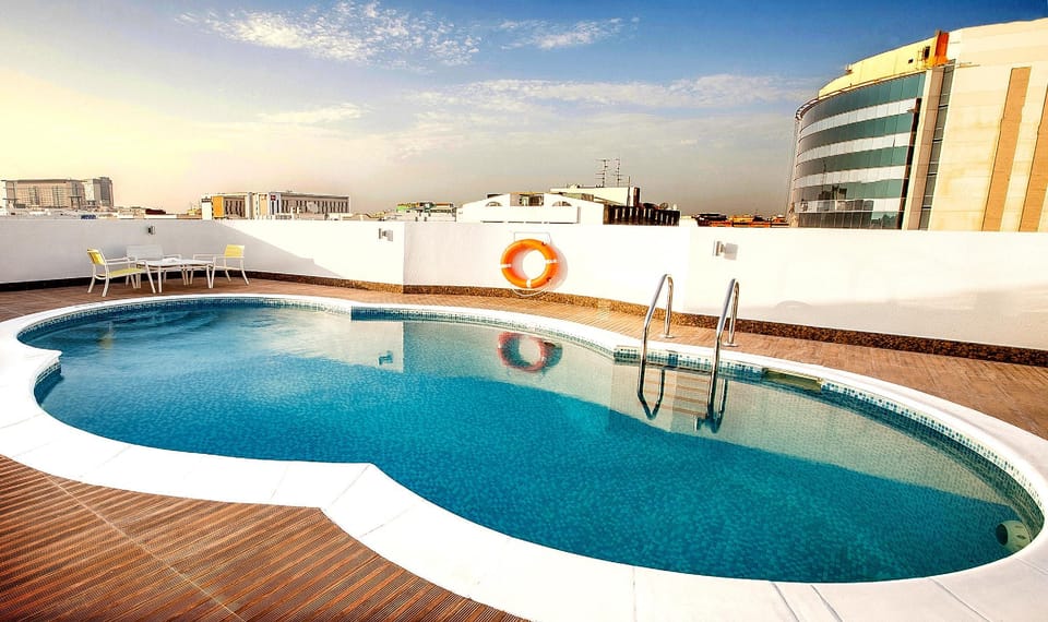 Private pool