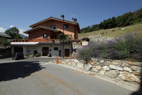 Maison d'hotes Victoret Hotel in Aosta Valley, Italy