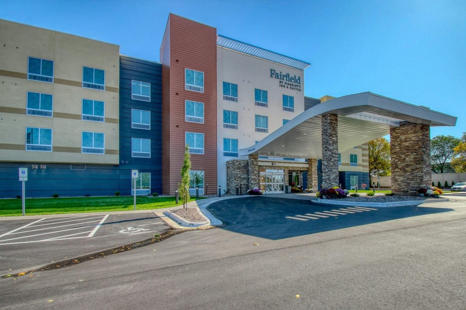 Fairfield by Marriott Inn & Suites Appleton Hotel in Wisconsin