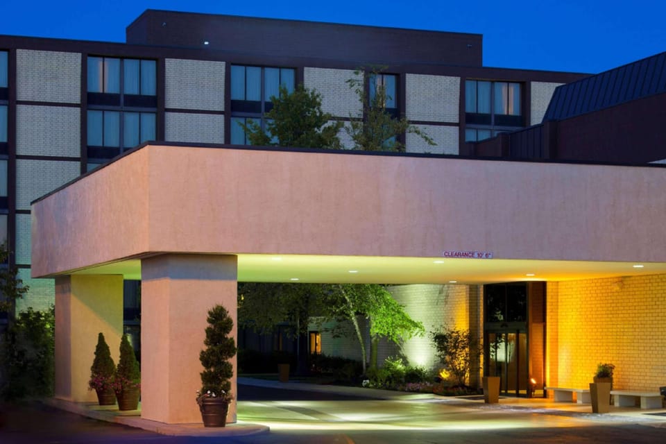 Wyndham Columbus Hotel in Worthington