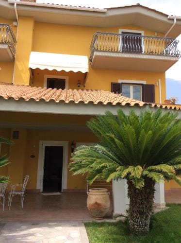 Relais Le Folaghe Hotel in Ladispoli