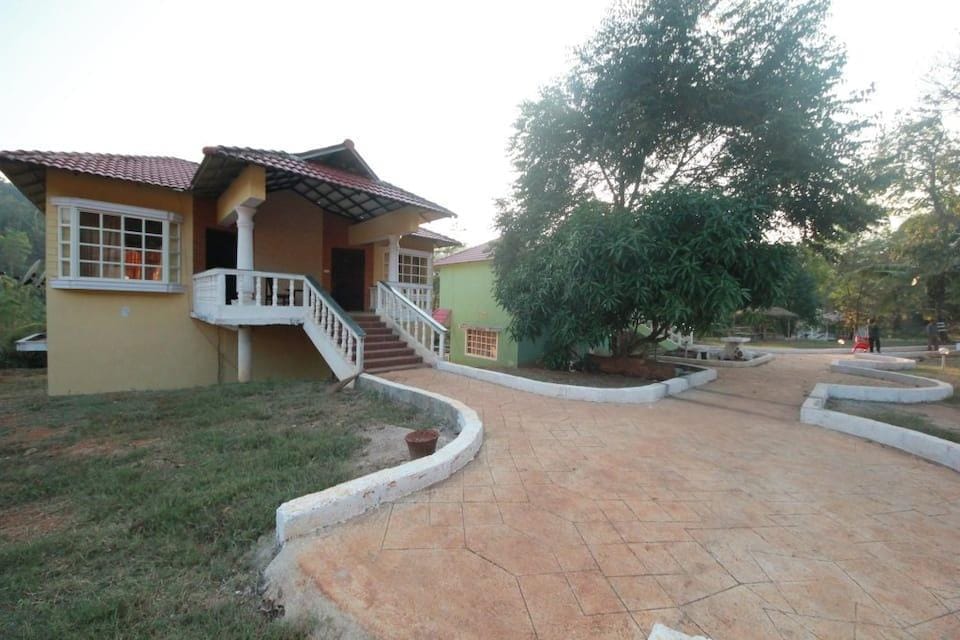 Silent Valley Resort Hotel in Karnataka