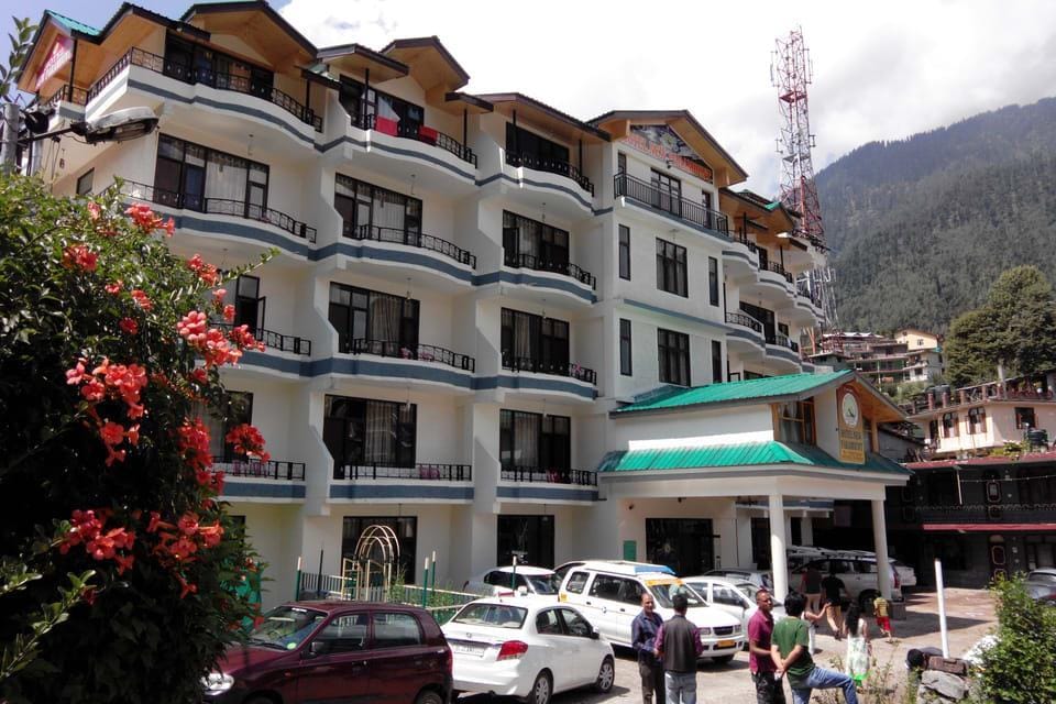 Hotel New Paramount Hotel in Manali
