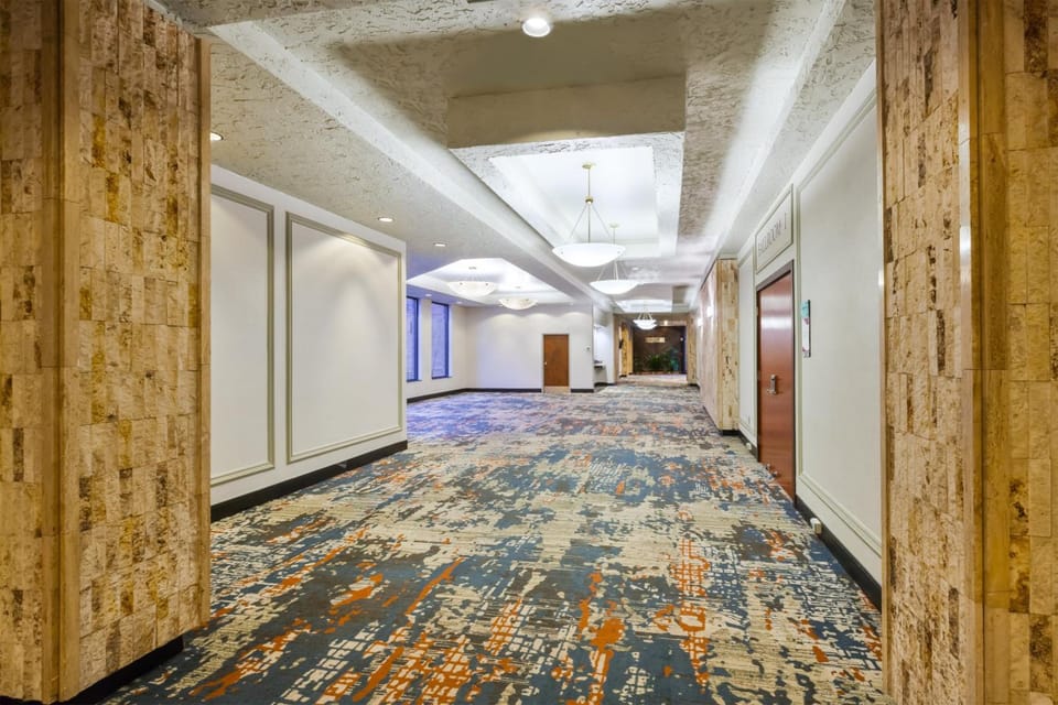 Crowne Plaza Columbus North - Worthington By IHG Hotel in Ohio