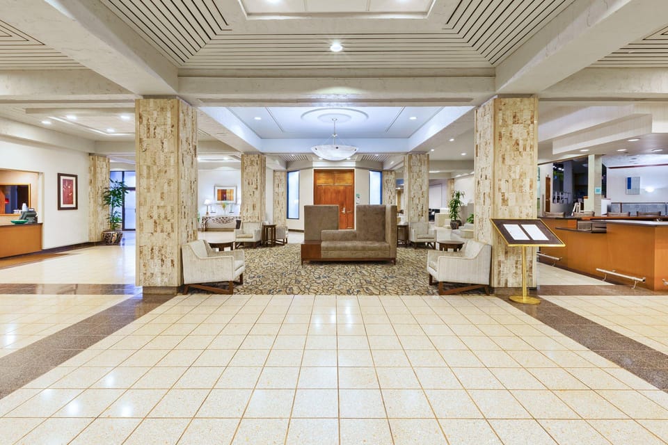 Crowne Plaza Columbus North - Worthington By IHG Hotel in Ohio