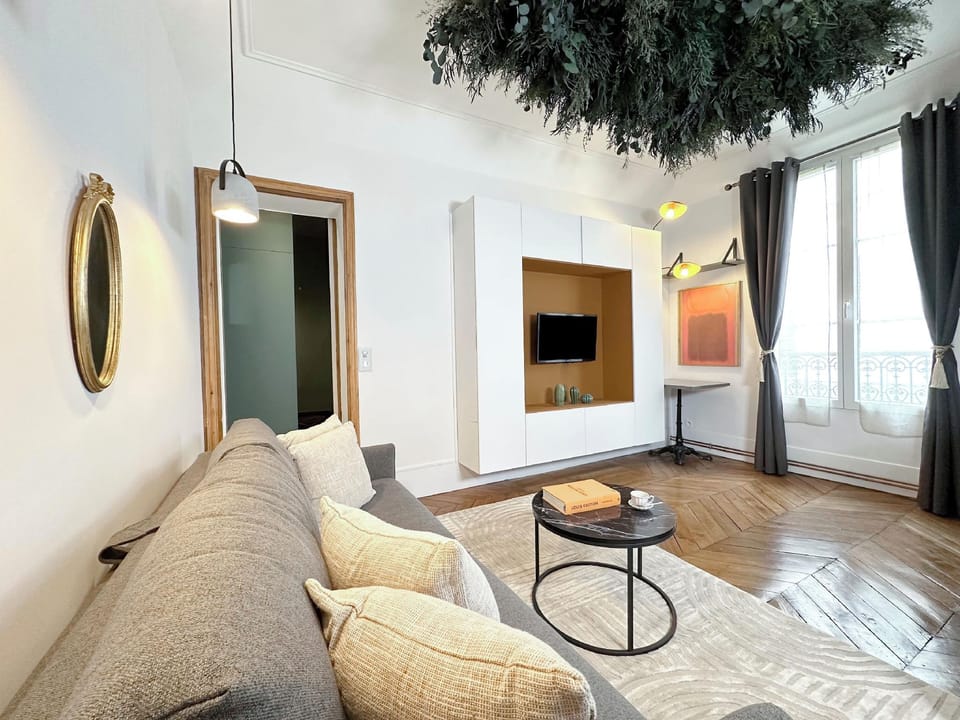 1552 Laborde Hotel in Paris