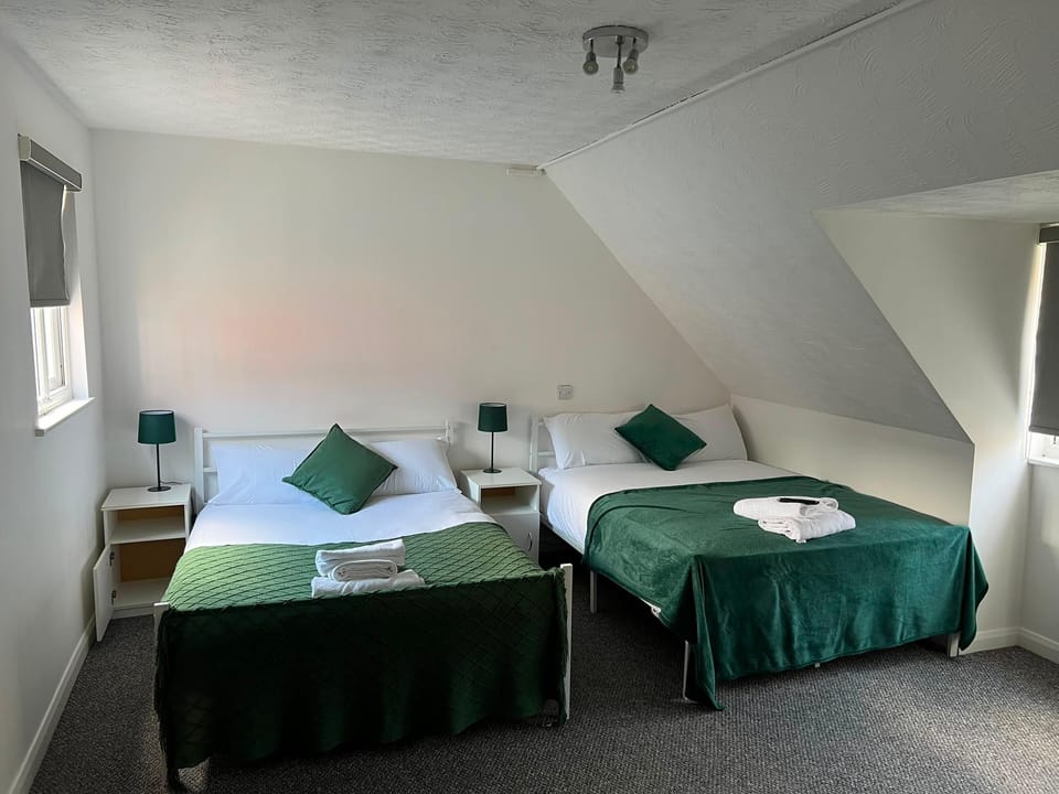 The Manor Hotel Orpington  Inn in Orpington