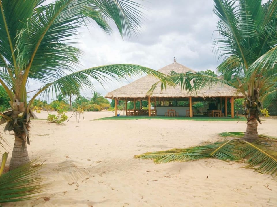 Whisky Point Resort Hotel in Sri Lanka
