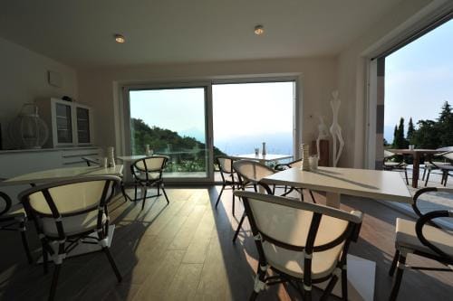 Zeno Suites Hotel in San Zeno di Montagna