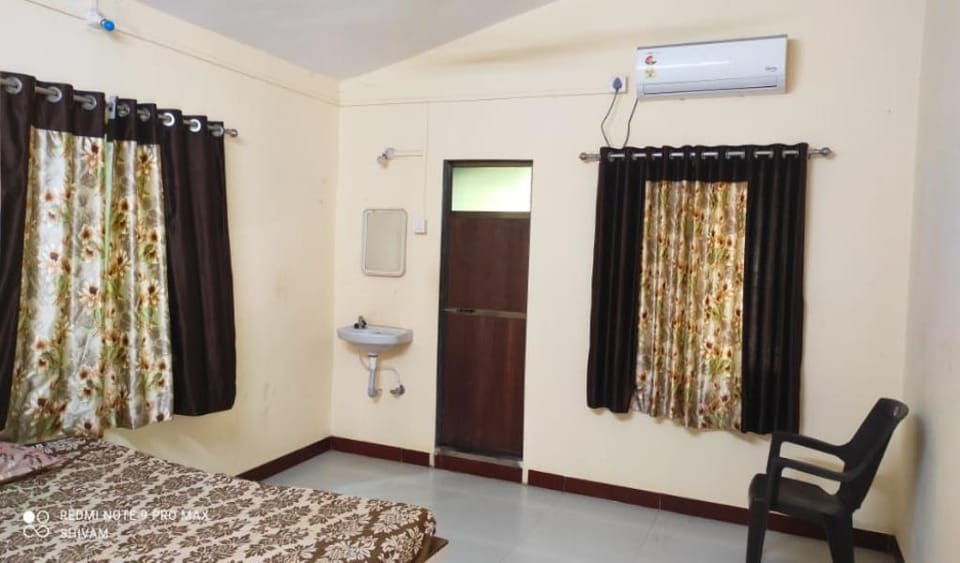 Shiv santoshi cottage  Resort in Maharashtra
