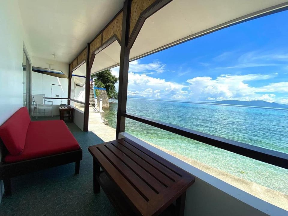 Campbells Beach Resort Resort in Puerto Galera