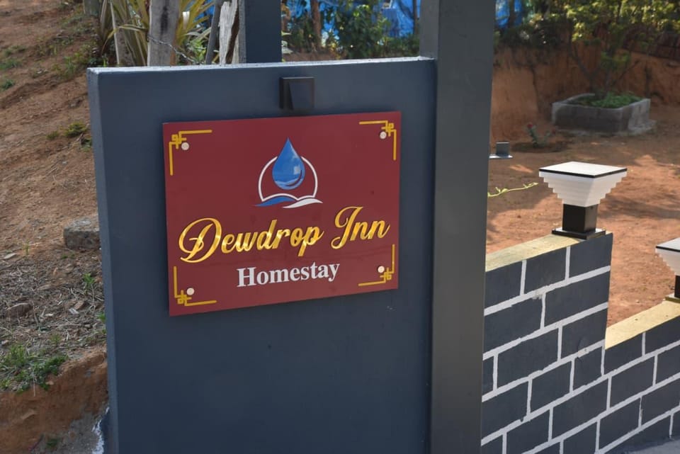Dewdrop Inn Bed and Breakfast in Madikeri