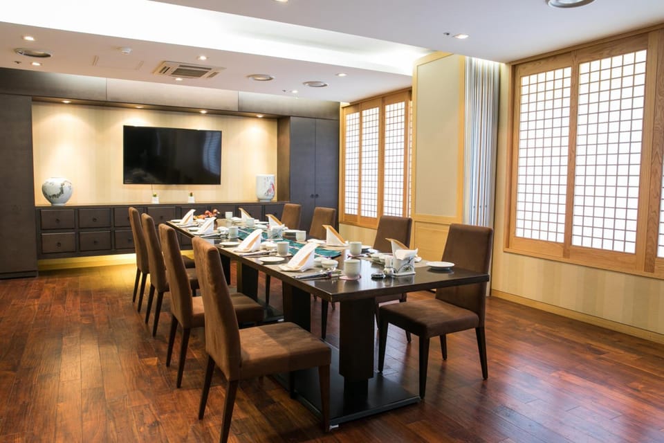 [Agoda Pick] Commodore Hotel Hotel in Busan