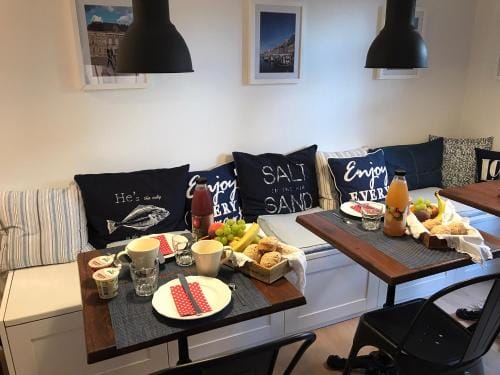 Trouville Bed & Breakfast Hotel in Zealand
