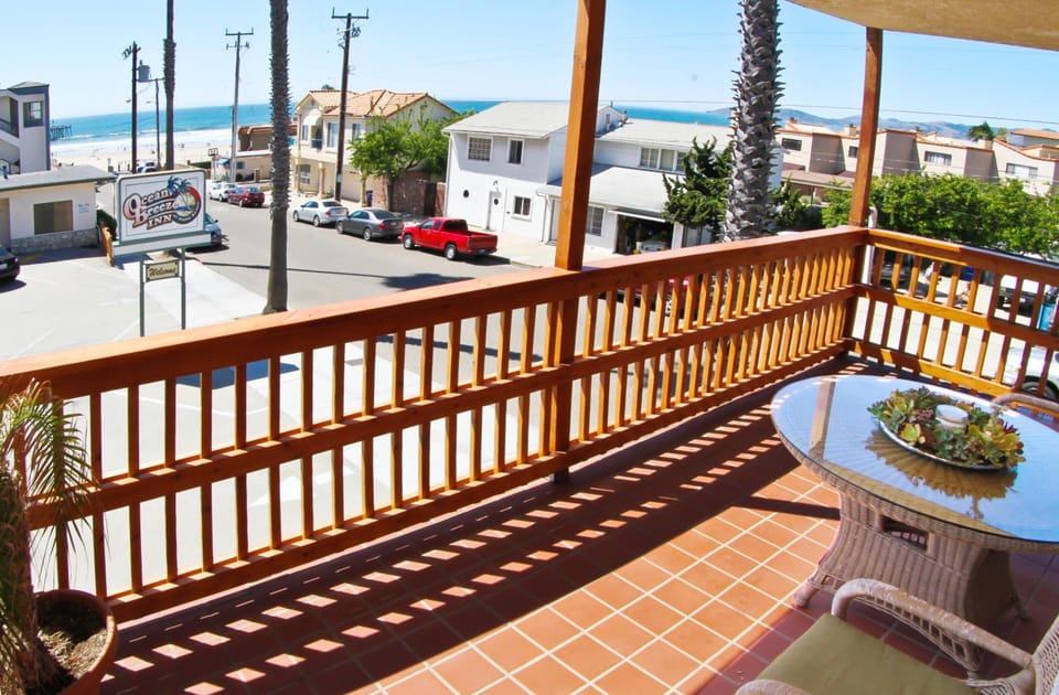 Main & Salt Hotel in Pismo Beach