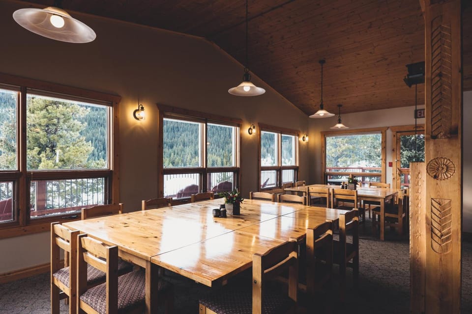 Mount Engadine Lodge Lodge in Alberta