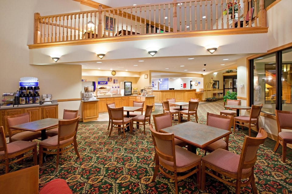 Holiday Inn Express Washington Hotel By IHG Hotel in Indiana