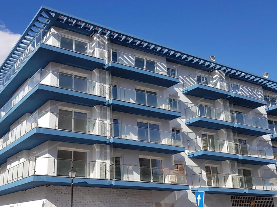 Sur Suites La Dorada, centricos soleados a pocos metros de la Playa y con Parking Opcional Apartment hotel in Fuengirola