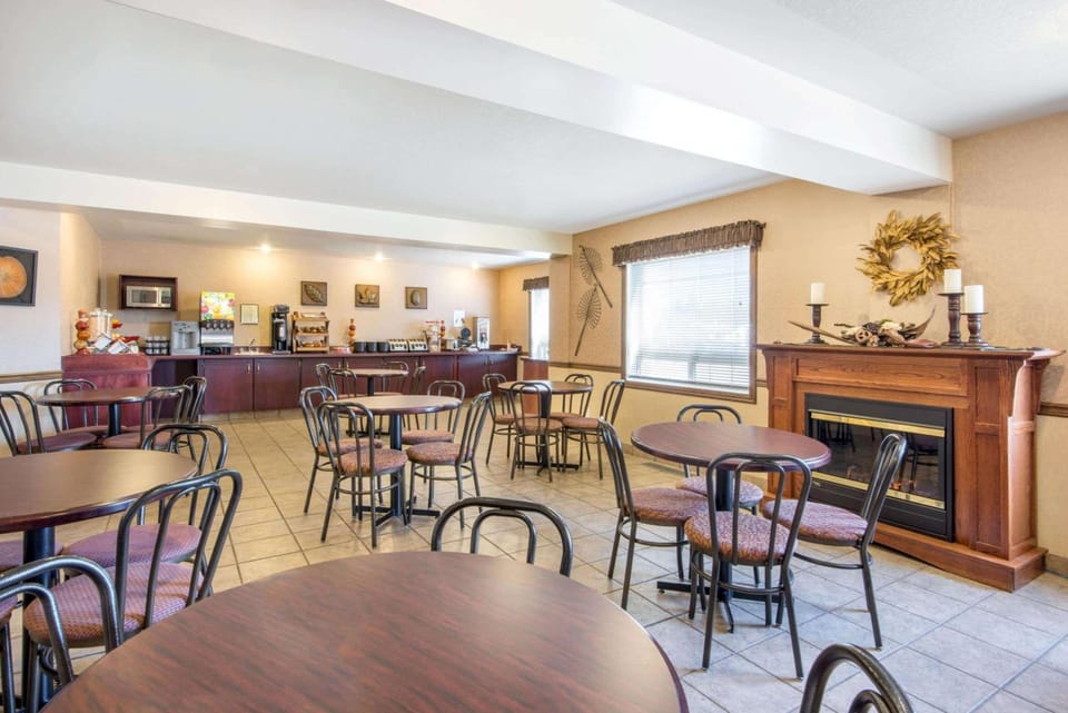 Gold Circle Inn Hotel in Lloydminster