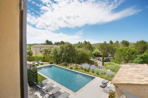 Villa Briali Pont Royal Hotel in Mallemort