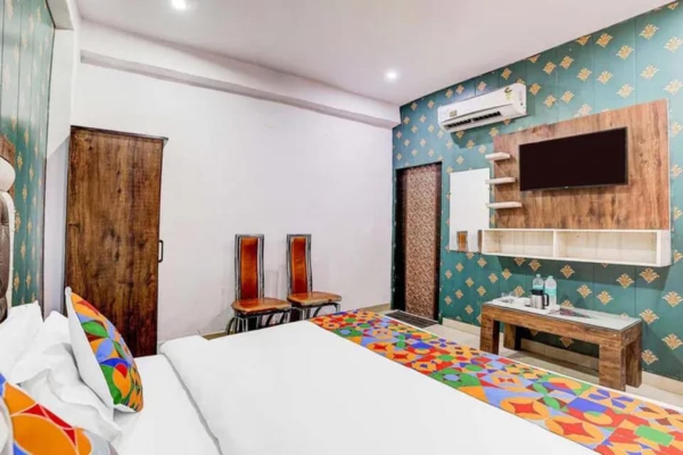 FabHotel Golden Stone Hotel in Uttar Pradesh