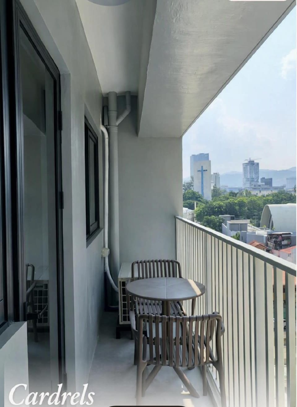 Cardrels Live in Style Apartment hotel in Lapu-Lapu City