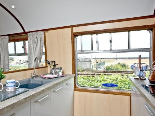 Brunel Boutique Railway Carriage 4 Lodge in Teignbridge