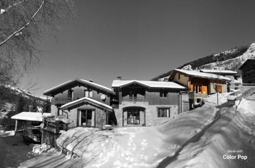 Monster Chalets Lodge in Les Allues