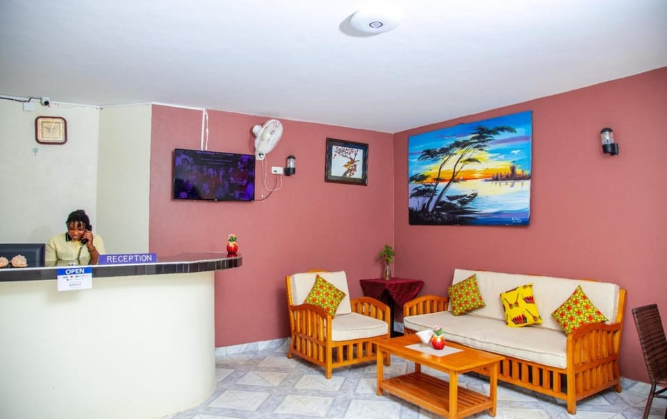 Lakeshore Bed and Breakfast Hotel in Uganda