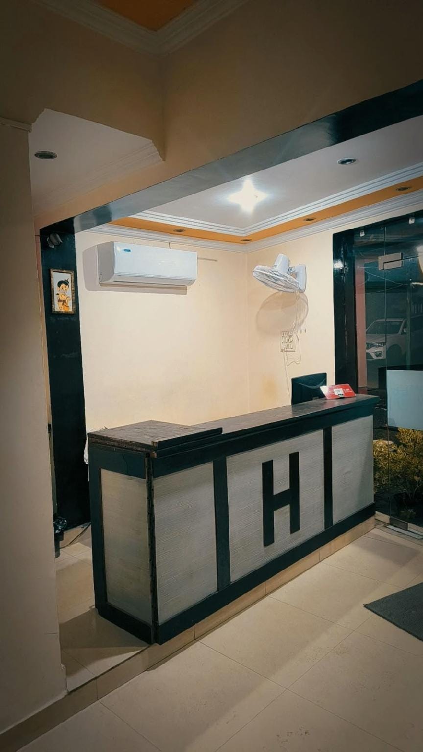 Hill Way Guest House Hotel in Uttarakhand