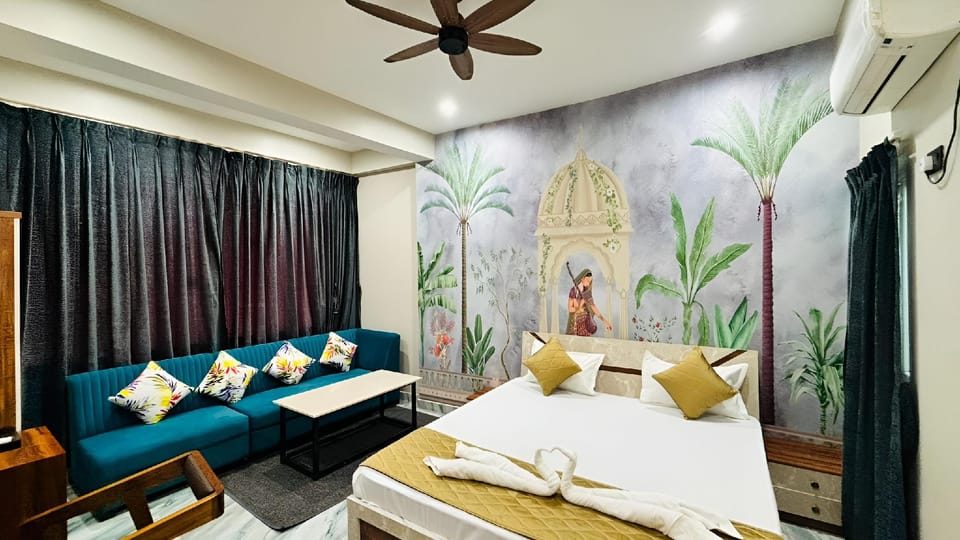 HOTEL GOLDEN IN Hotel in India