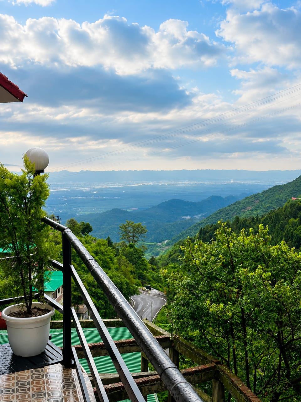 A1 Casa Cloud Hotel in Uttarakhand