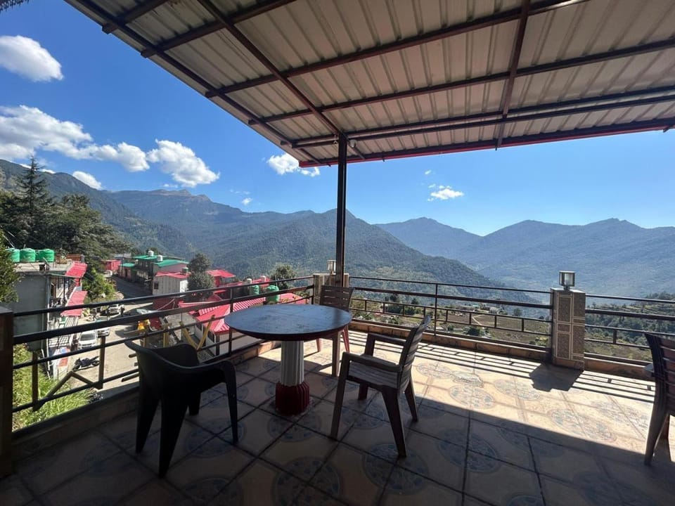 The first view Hostels Hotel in Uttarakhand
