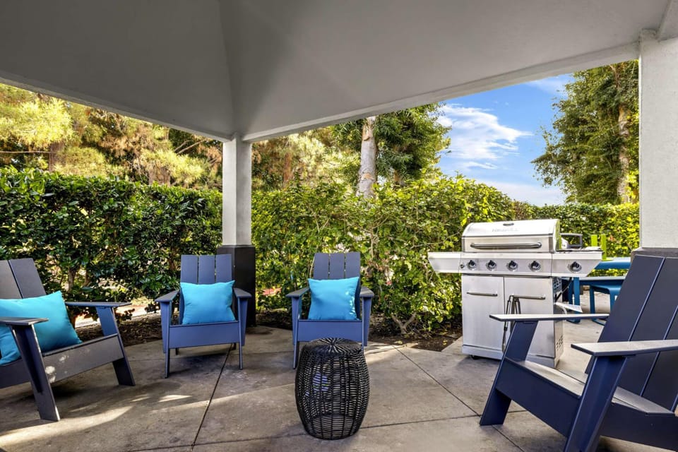 Sonesta Simply Suites Irvine East Foothill Hotel in Lake Forest