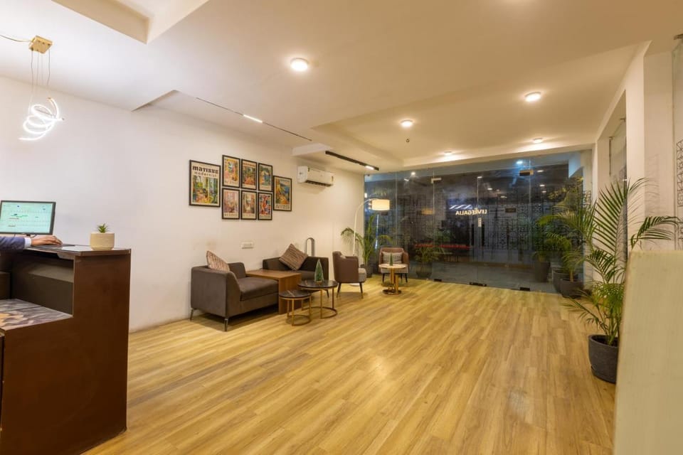 Liv Regalia - Cityzen near Millennium City  Centre Metro Hotel in Gurugram