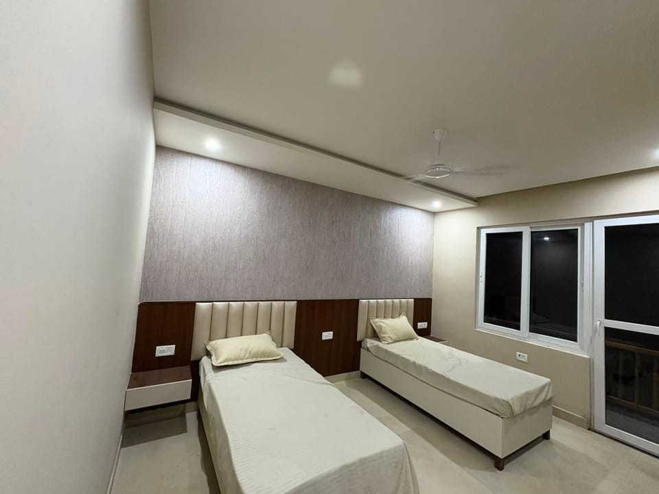GG Corporate Residency Bed and Breakfast in Noida