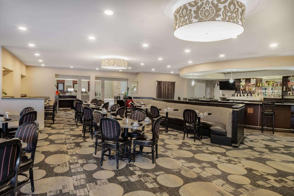 Wyndham Sacramento Hotel in North Highlands