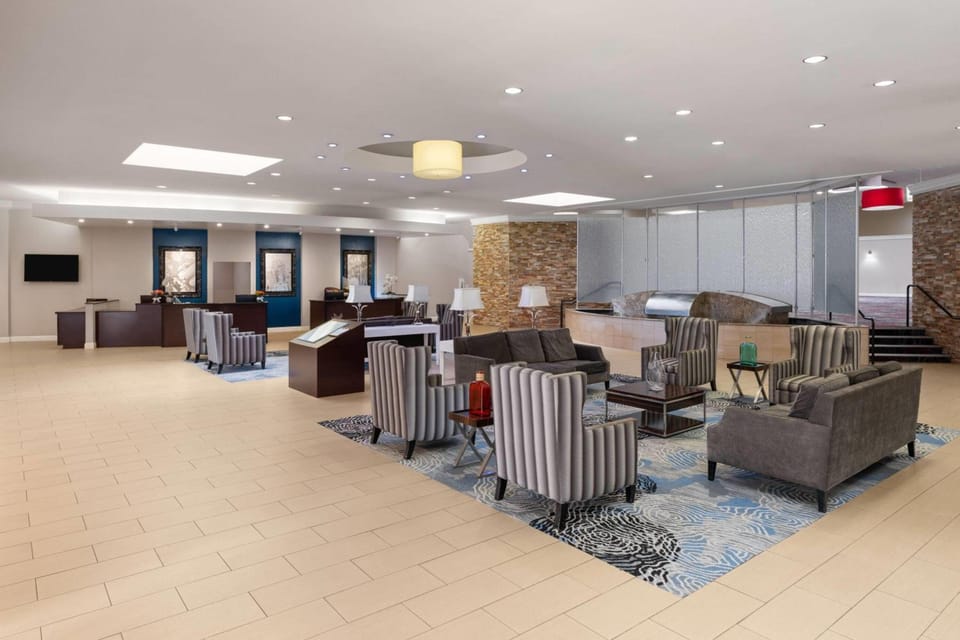 Wyndham Sacramento Hotel in North Highlands