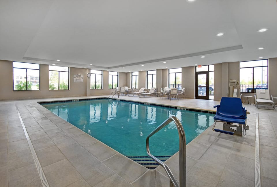 Staybridge Suites Sterling Heights - Detroit by IHG Hotel in Sterling Heights
