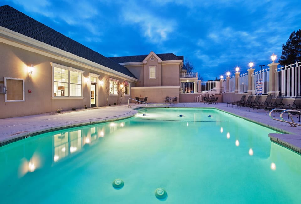 Holiday Inn Redding By IHG Hotel in Redding