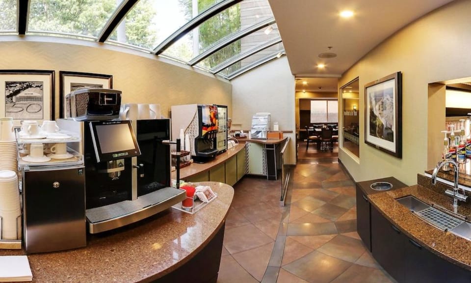 Hotel Strata Hotel in Los Altos
