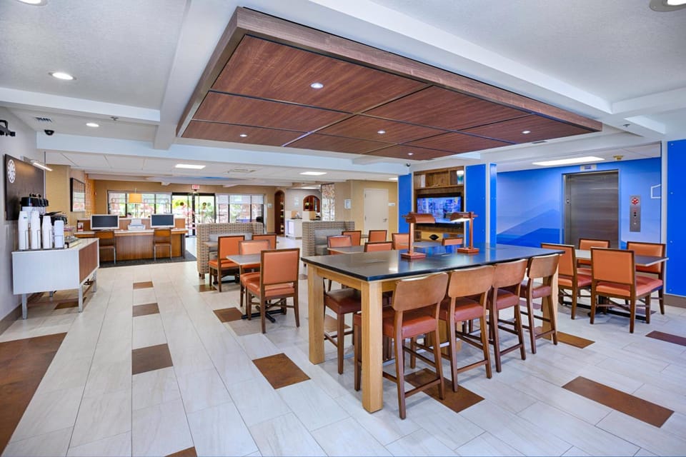 Holiday Inn Express Hotel & Suites Jacksonville-South By IHG Hotel in Jacksonville