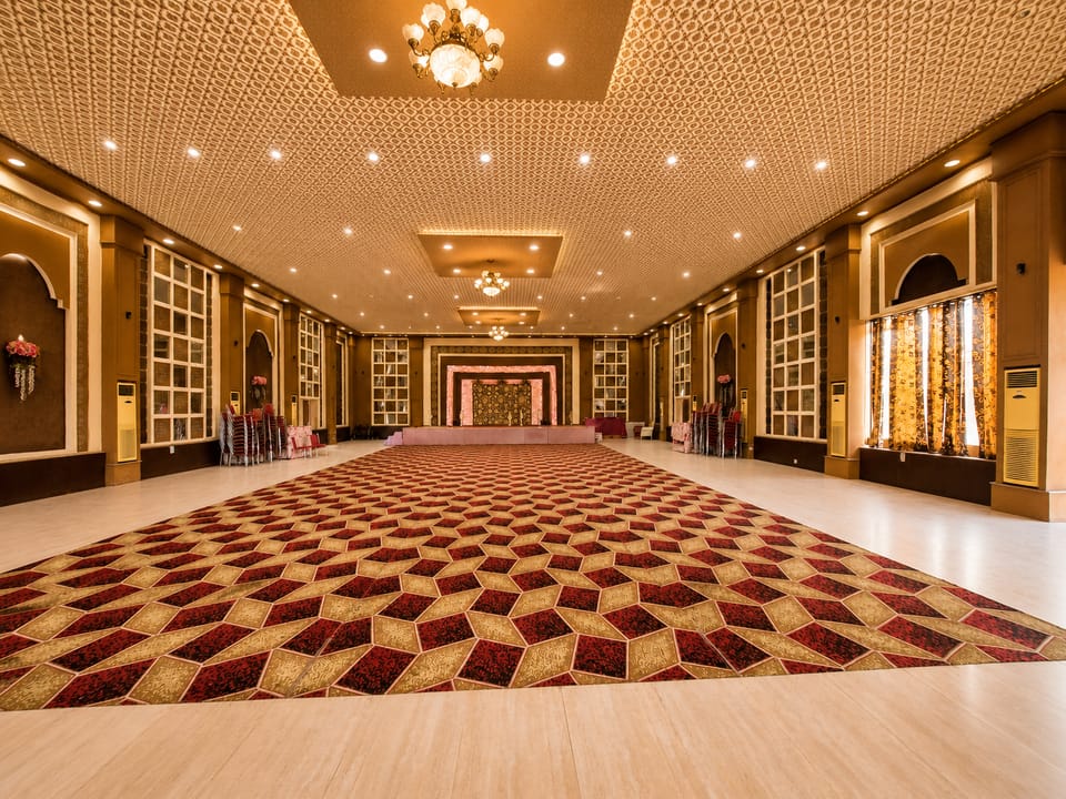 Banquet hall