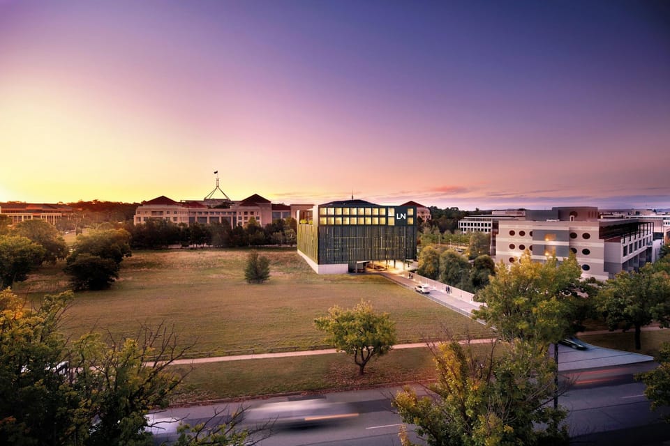 Little National Hotel Hotel in Canberra