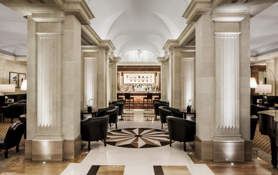 Bar/lounge