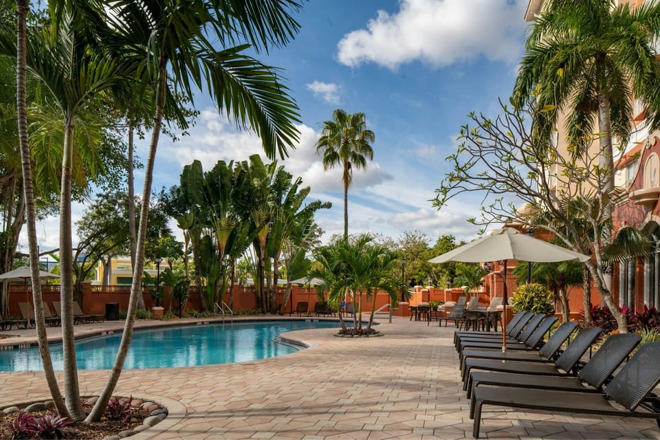 Swimming pool