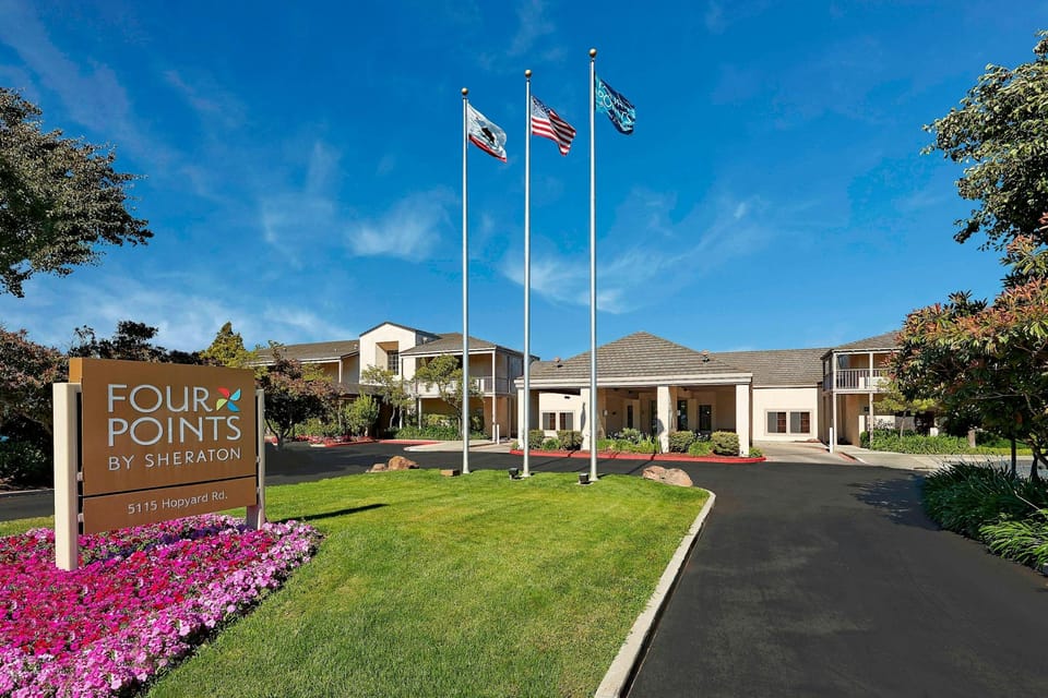 Four Points by Sheraton Pleasanton Hotel in Dublin