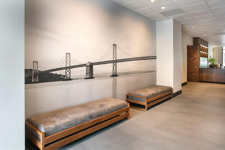 Four Points by Sheraton San Francisco Bay Bridge Hotel in Emeryville