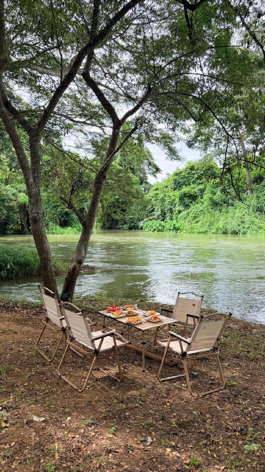ธารทารา ริเวอร์แคมป์ รีสอร์ท แก่งกระจาน Resort in Thailand